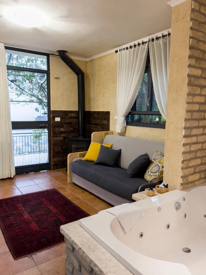 Adva High Above All Rosh Pinna Exterior foto